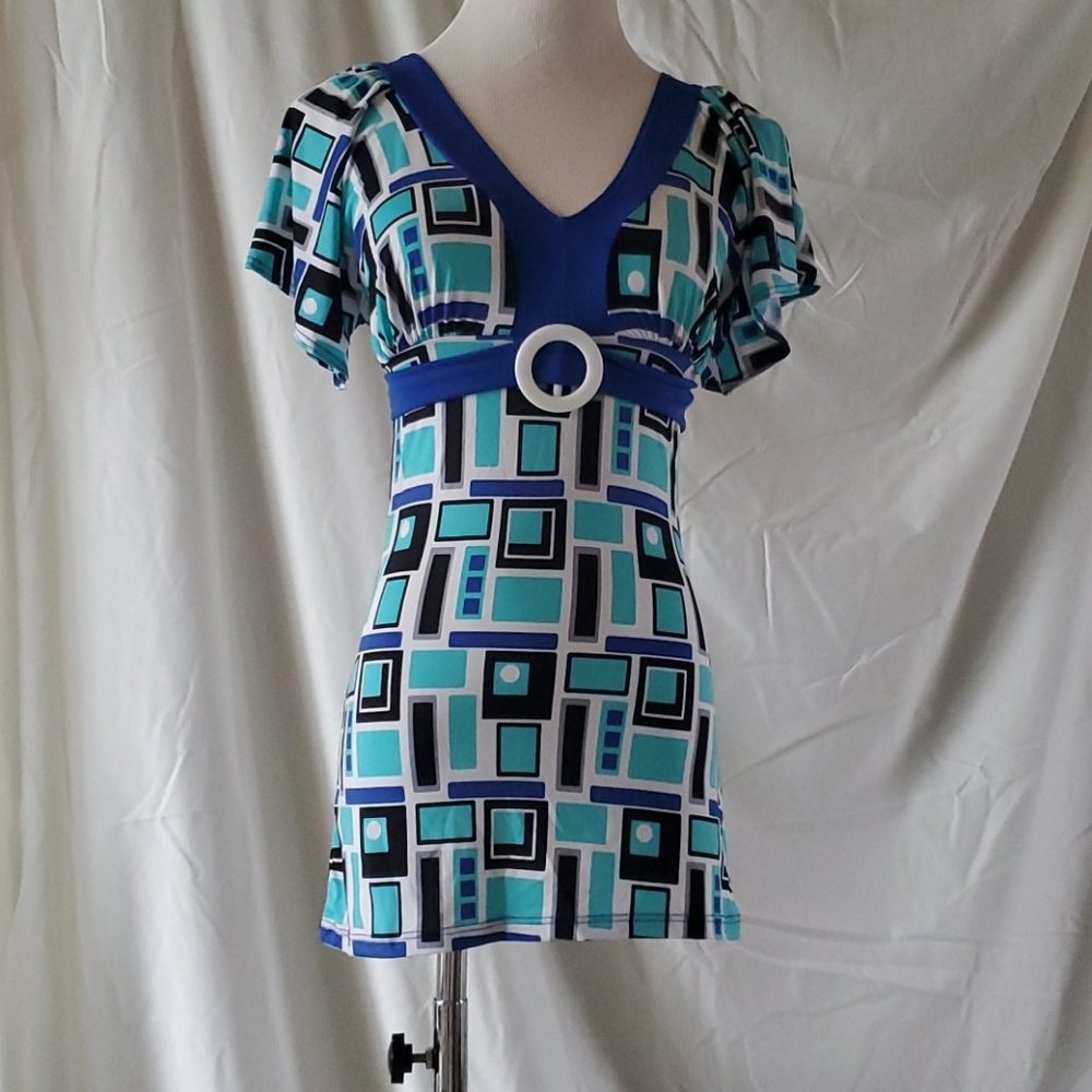 Cap sleeve top